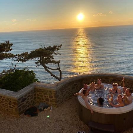 Les Roches Grises, Luxueuse Villa Face Mer, 4Etoiles, Spa Et Jardin Panoramique, Societe La Clef Decamp Granville Exterior photo