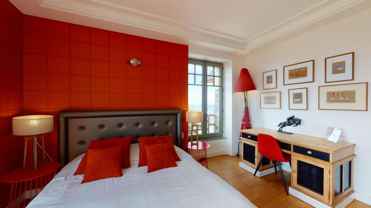 Les Roches Grises, Luxueuse Villa Face Mer, 4Etoiles, Spa Et Jardin Panoramique, Societe La Clef Decamp Granville Exterior photo