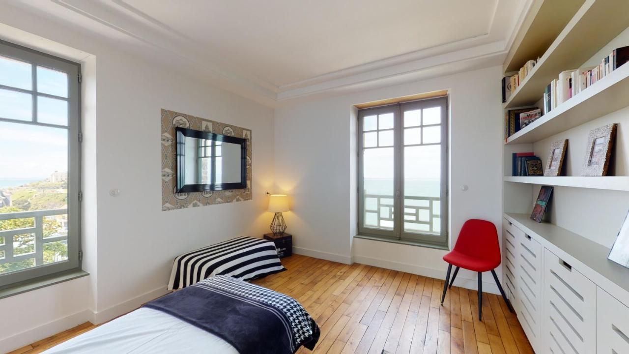 Les Roches Grises, Luxueuse Villa Face Mer, 4Etoiles, Spa Et Jardin Panoramique, Societe La Clef Decamp Granville Exterior photo