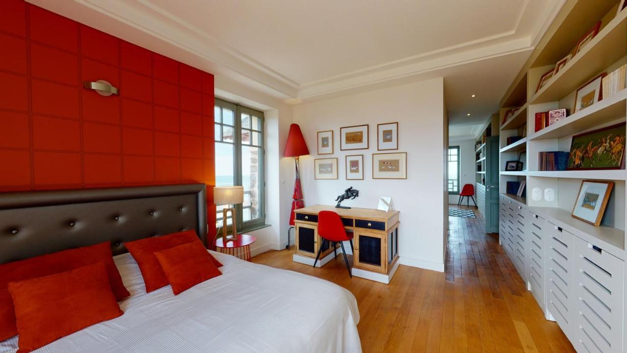 Les Roches Grises, Luxueuse Villa Face Mer, 4Etoiles, Spa Et Jardin Panoramique, Societe La Clef Decamp Granville Exterior photo